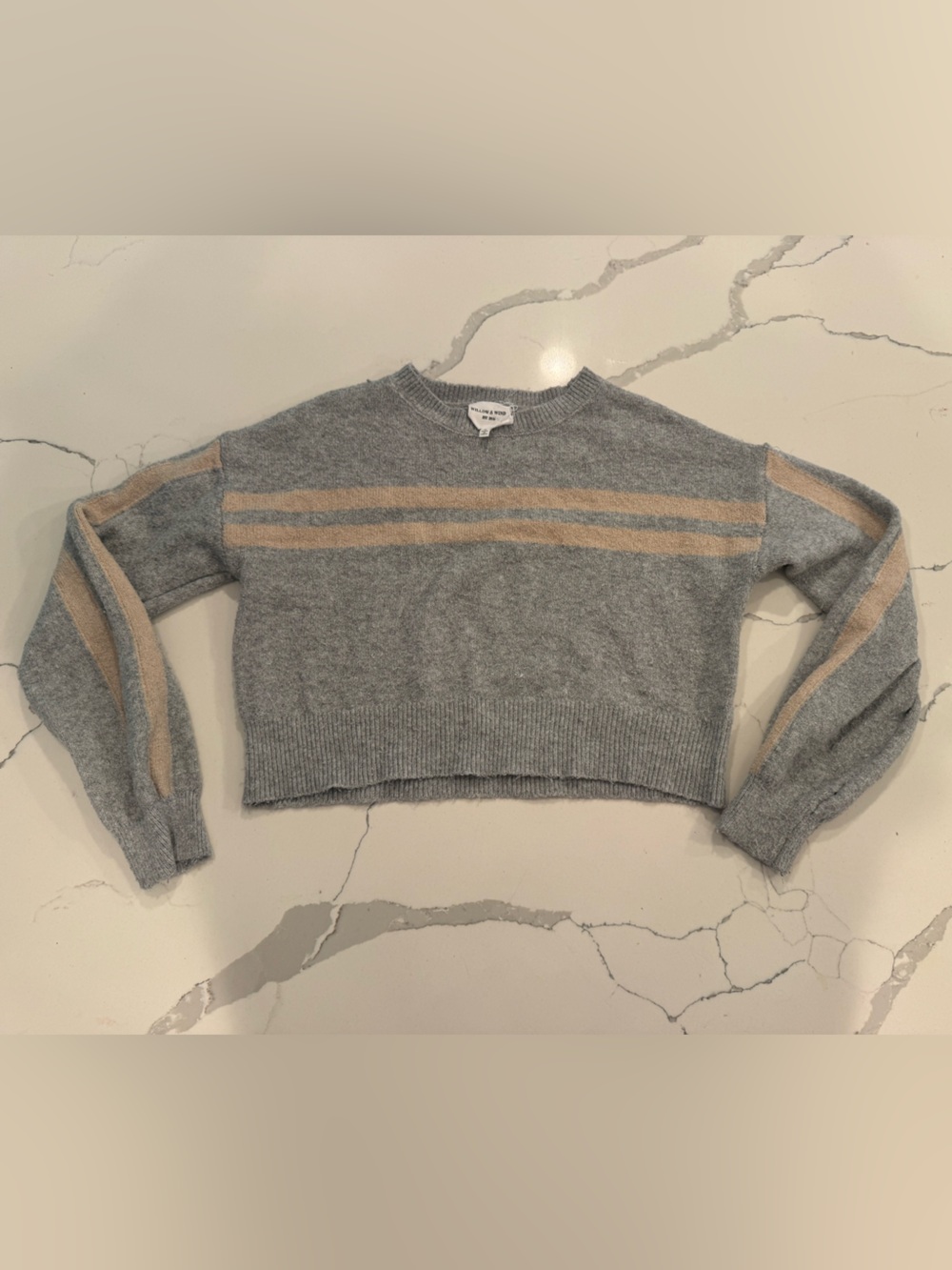 Willow & wind Gray Cropped Sweater with Beige Stripes small